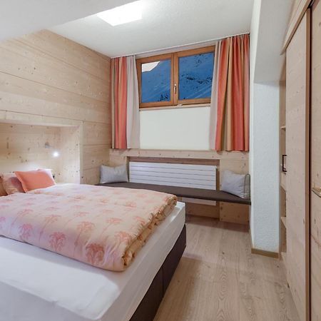 Hotel Garni Pirchhuett Obergurgl Rom bilde