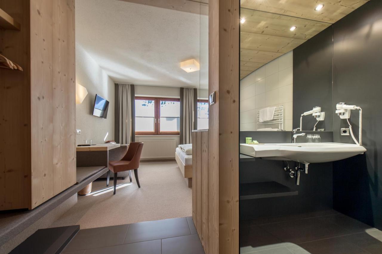 Hotel Garni Pirchhuett Obergurgl Eksteriør bilde