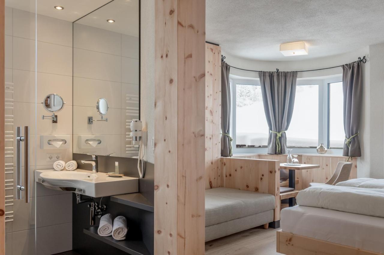 Hotel Garni Pirchhuett Obergurgl Eksteriør bilde
